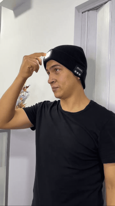 GORRO REPRODUCTOR DE MUSICA CON LINTERNA